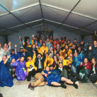 Sadetakkibileet Ravileirinnässä! Kuva: Svante Gullichsen