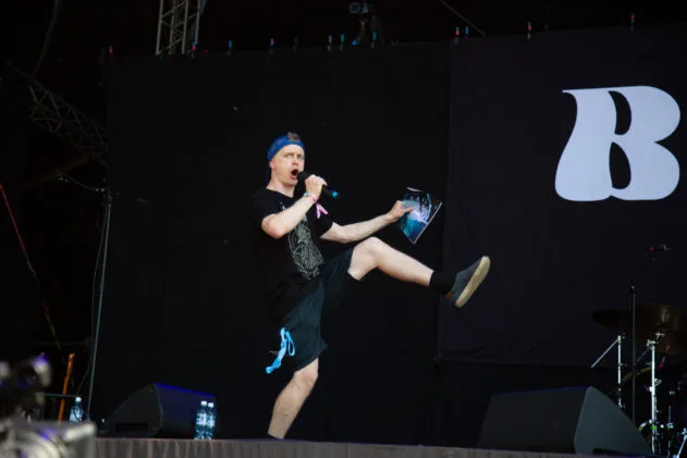 Rento Stage host at your service! Photo: Annika Sorjonen / Ilosaarirock 2025