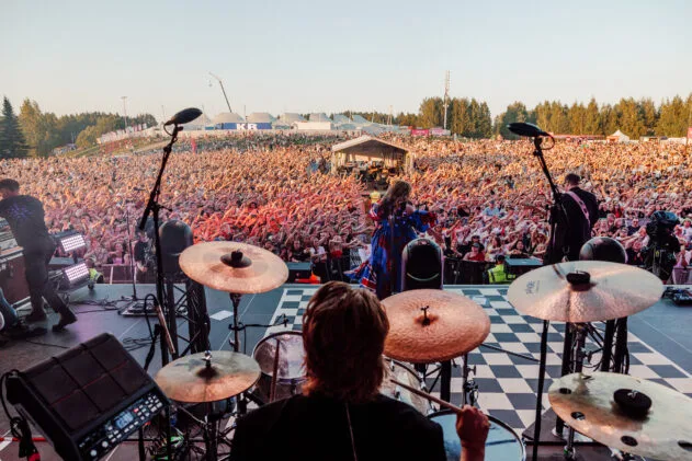 Ellinoora. Photo: Antti Pitkäjärvi / Ilosaarirock 2025