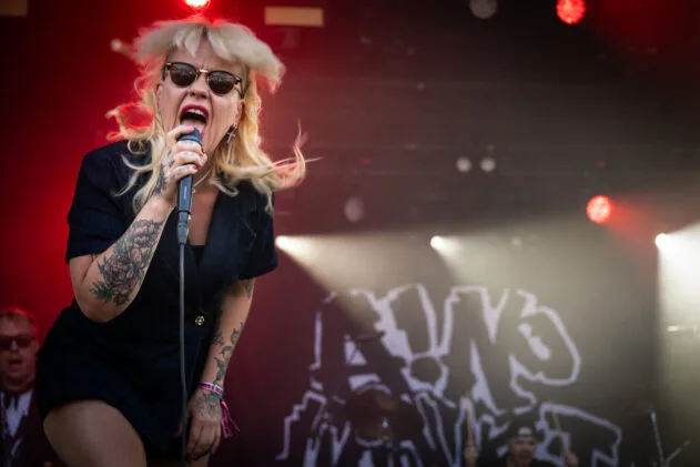 Aino & Hajonneet. Photo: Markus Korpi-Hallila / Ilosaarirock 2025