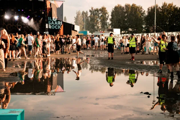 Rain came and went! Photo: Jessica Ehrström / Ilosaarirock 2025