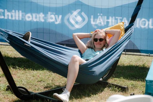 Chill out (by LähiTapiola)! Photo: Ellinoora Luokkakallio / Ilosaarirock 2025