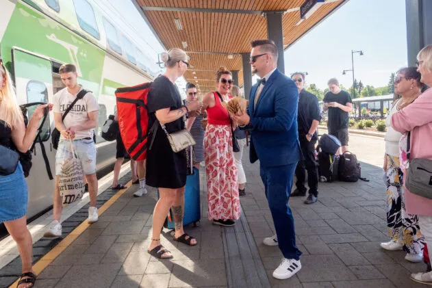 The Ilosaarirock festival train has arrived in Joensuu! Photo: Pasi Räsämäki / Ilosaarirock 2025