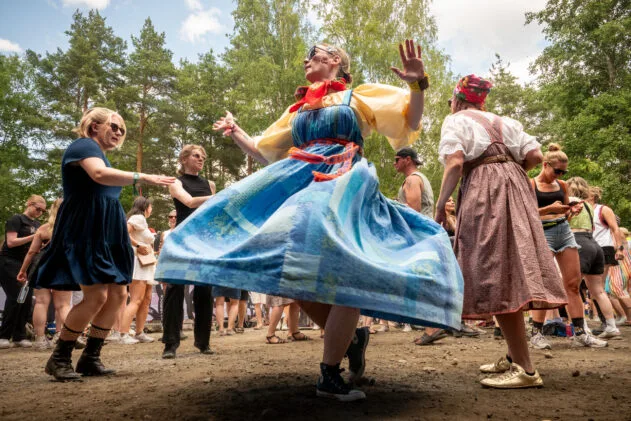 Twirl, twirl, twirl! Photo: Pasi Räsämäki / Ilosaarirock 2025