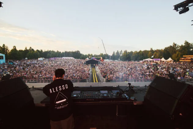 Alesso ja te kaikki! Kuva: Arttu Kokkonen