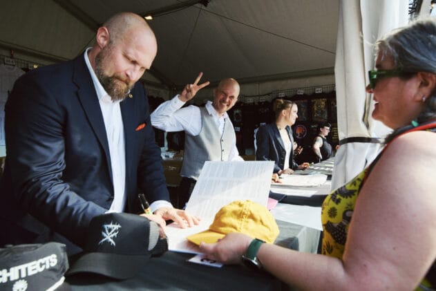 Can I get this signed? Photographer: Arttu Kokkonen