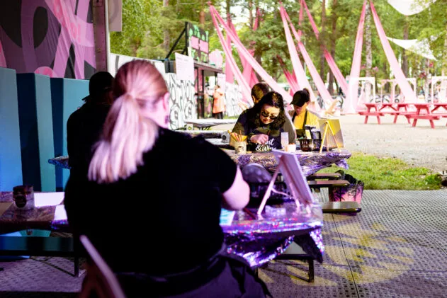 Paint & Wine. Kuva: Jessica Ehrström